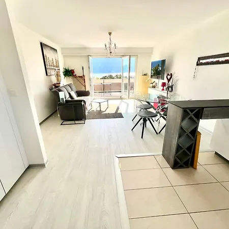 Family With View | 73 Clarens