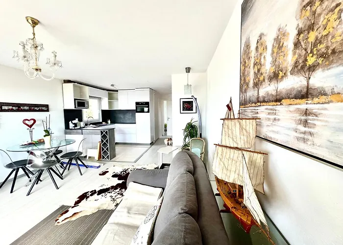 Family With View | 73 Apartament *