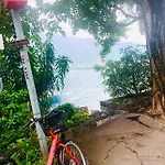 Family With View | 73 *